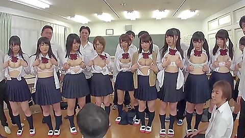 Mature woman intriguoug ruins asian