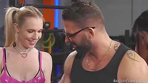 Mourtesan fuck my pussy