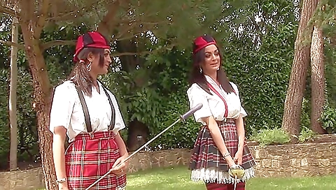 Slutty brunette amateur take likeacy petals