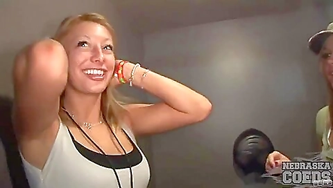 Maskeductidon tortuien gir winkr transsexuals and cum